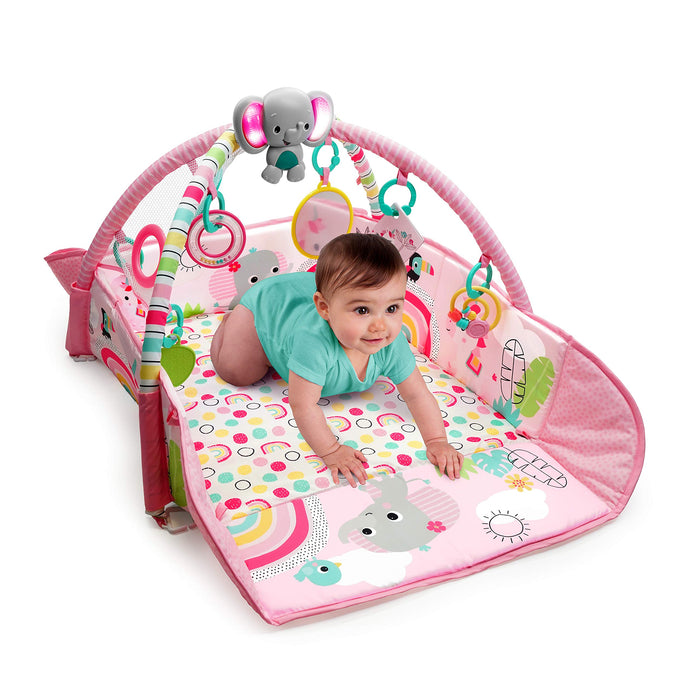Bright Starts, Palestra di Attività Evolutiva 5in1 - 40 palline, Arco di Gioco, 7 Giocattoli Rimovibili, 20+ Min di Luci e musica, Sviluppo Motorio, da neonato a bambino - Totally Tropical