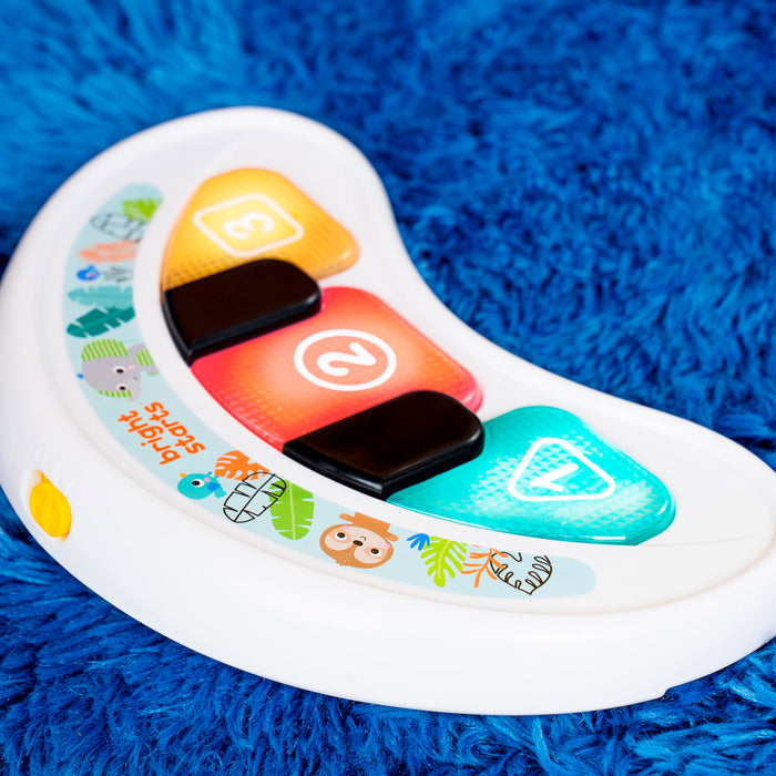 Bright Starts, Girello Pieghevole per Bambini, Primi Passi, Giggling Safari, Divertente e Colorato Abaco, Regolabile in Altezza, Sedile Rimovibile, Lavabile in Lavatrice, a Partire da 6 Mesi+