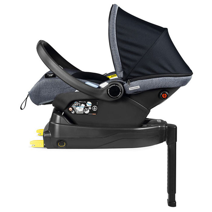 TRIO LOUNGE + Base Isofix VIVACE Peg Perego LIQUORICE - Leggero e Compatto, Ovetto Reclinabile